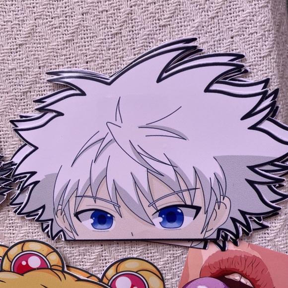 Killua Peeker Sticker - Picture 1 of 3
